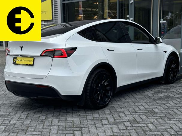 Tesla Model Y AWD 220 kW image number 11