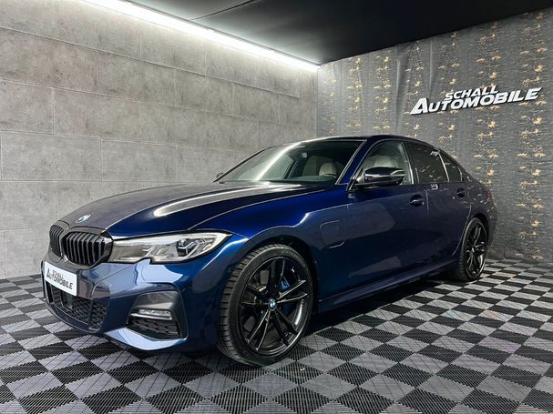 BMW 330 e M Sport 215 kW image number 1