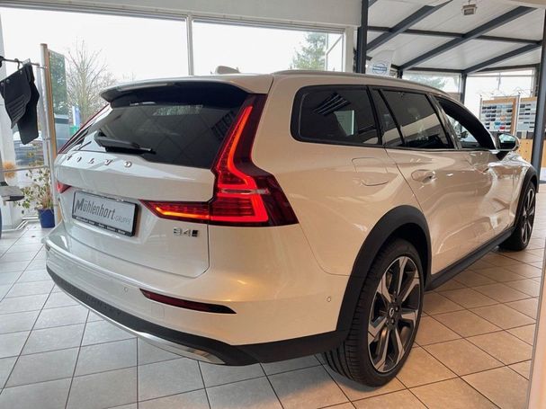 Volvo V60 Cross Country AWD Geartronic B4 145 kW image number 1