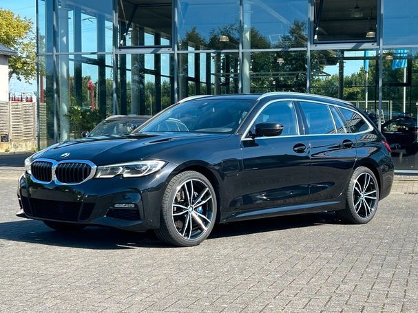 BMW 330 Touring M Sport 185 kW image number 1