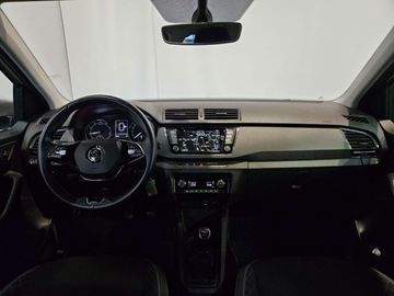 Car image 16