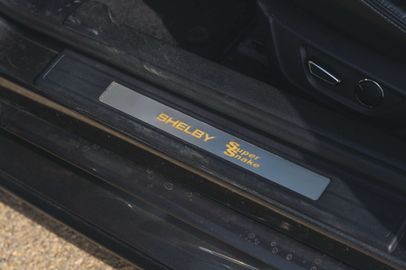 Car image 37