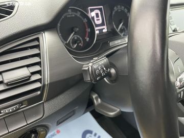 Car image 36