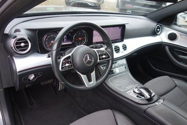 Mercedes-Benz E 220 d Avantgarde 143 kW image number 12