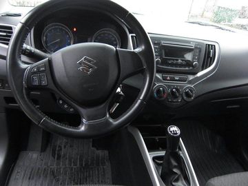 Car image 12