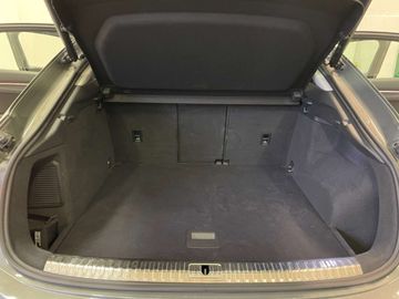 Car image 36