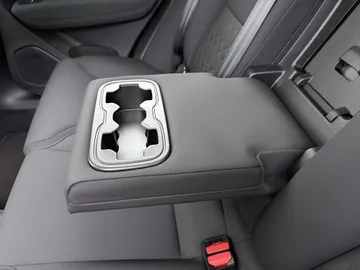 Car image 48