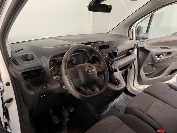 Toyota Proace City 1.5 Comfort 75 kW image number 16