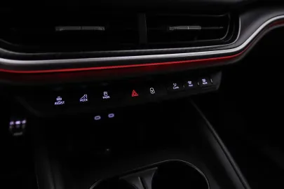 Car image 36