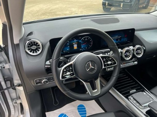 Mercedes-Benz B 180 100 kW image number 18