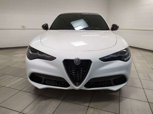 Alfa Romeo Stelvio 2.2 Q4 154 kW image number 3