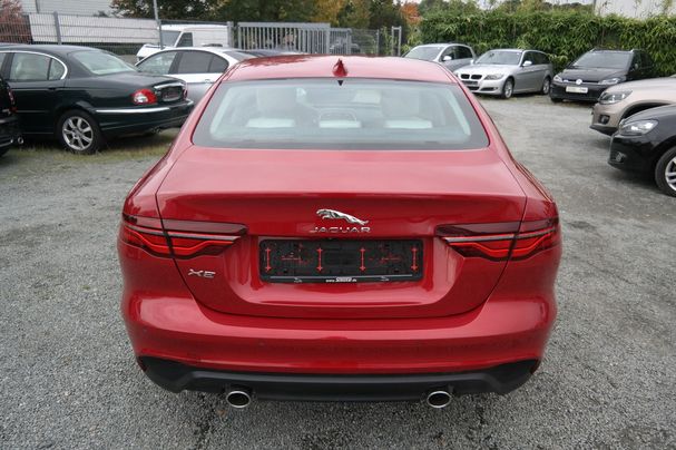 Jaguar XE 184 kW image number 6