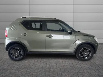Car image 3
