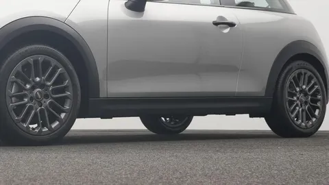 Car image 22