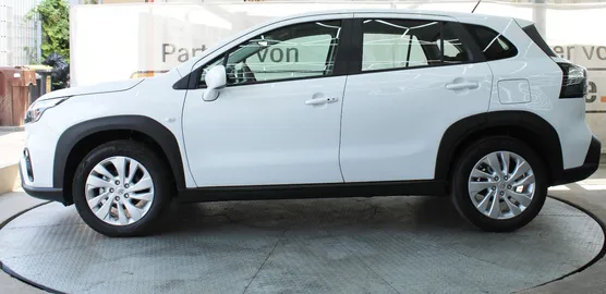 Car image 2