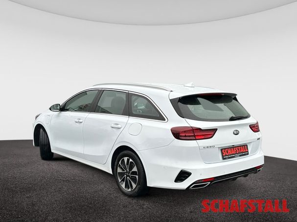 Kia Ceed Plug-in Hybrid 104 kW image number 3