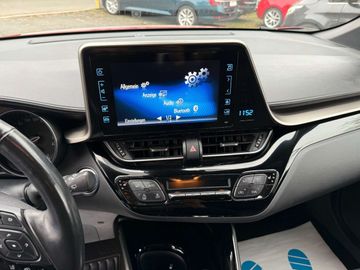 Car image 14