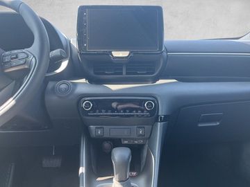 Car image 12