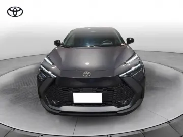 Car image 3