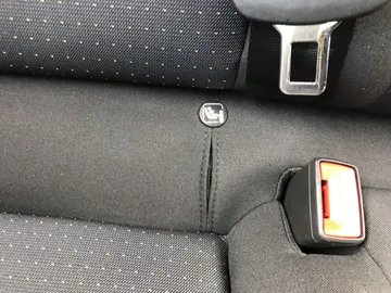 Car image 27