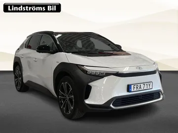 Car image 2