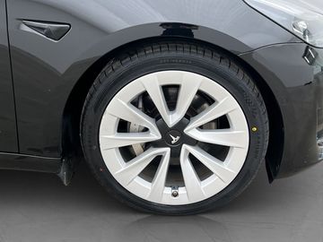Car image 33
