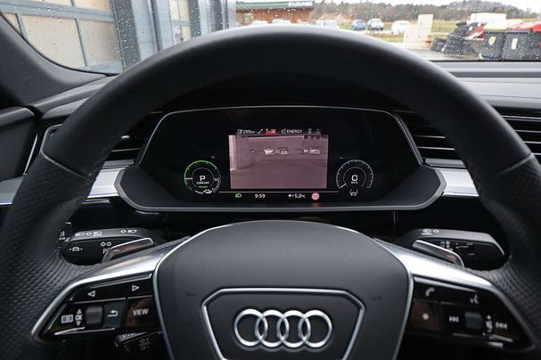 Audi e-tron quattro 370 kW image number 22