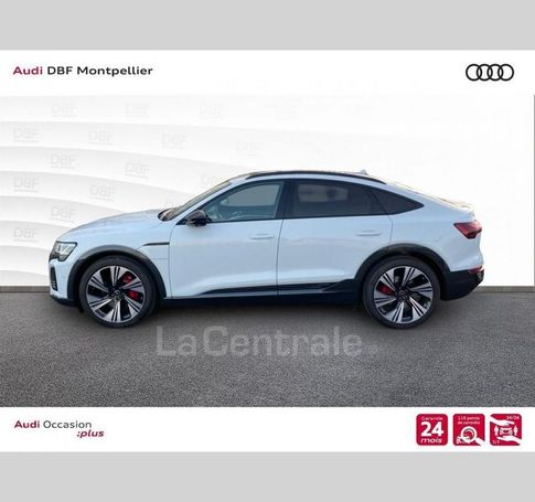 Audi Q8 55 quattro e-tron 114 kW image number 3