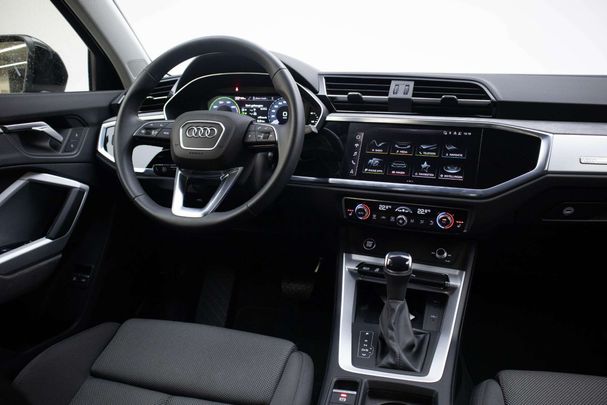 Audi Q3 45 TFSIe 180 kW image number 7