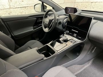 Car image 10