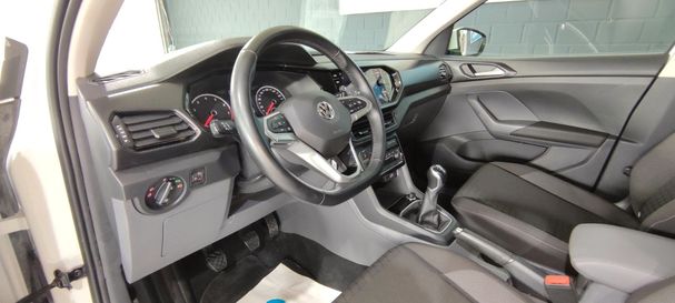 Volkswagen T-Cross 1.0 TSI Life 70 kW image number 10