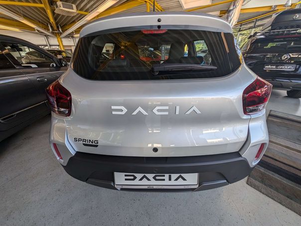 Dacia Spring Essential 33 kW image number 17