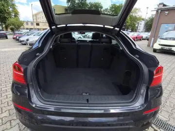 Car image 43