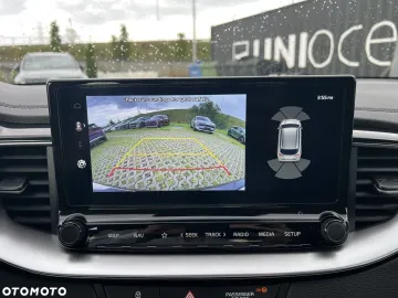 Car image 29