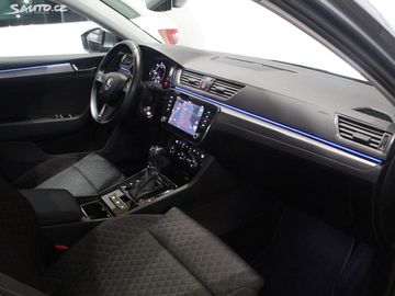 Car image 26