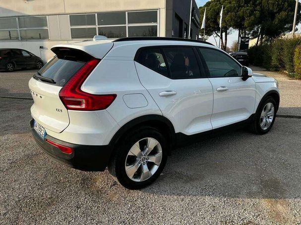 Volvo XC40 D3 Geartronic 110 kW image number 8