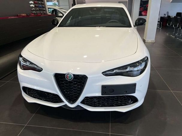 Alfa Romeo Giulia 2.2 Q4 154 kW image number 3