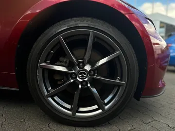Car image 29