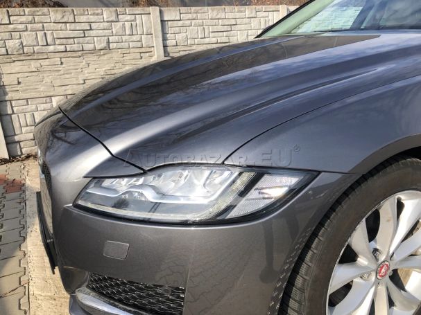 Jaguar XF 20d AWD Pure 132 kW image number 9