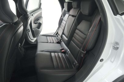 Car image 37