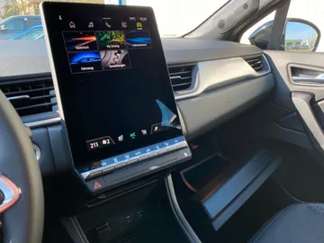 Car image 23