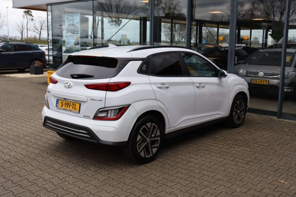 Hyundai Kona 64 kWh 150 kW image number 9