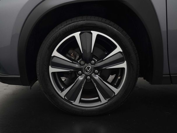 Lexus UX 250h 135 kW image number 31