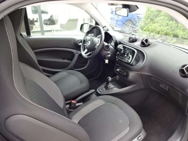 Smart ForTwo coupe EQ 60 kW image number 12