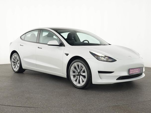 Tesla Model 3 208 kW image number 3