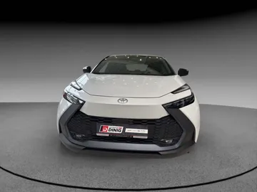 Car image 3