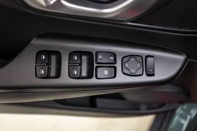 Car image 31