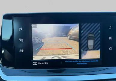 Car image 10