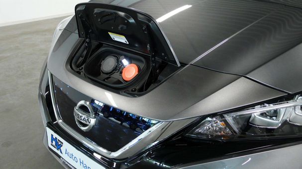 Nissan Leaf 40 kWh 110 kW image number 24