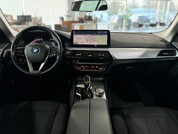 BMW 530i 185 kW image number 36